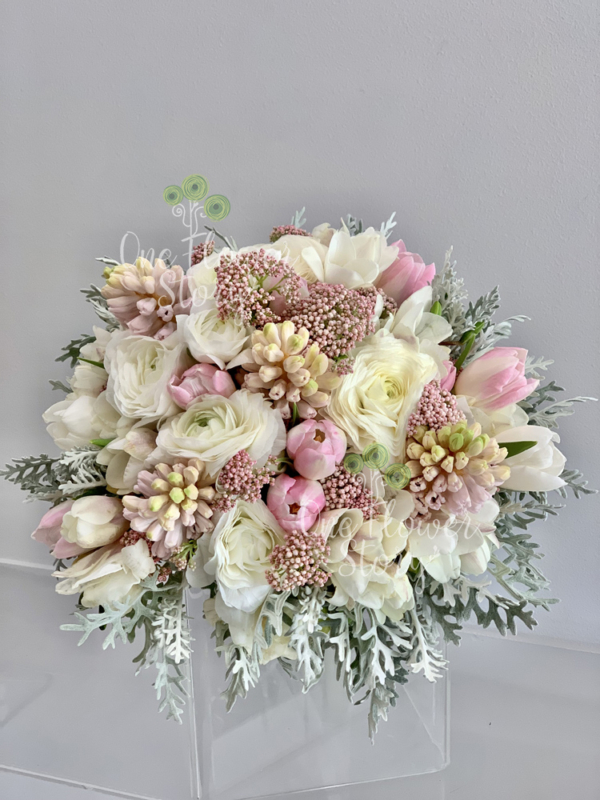 bridal bouquet main